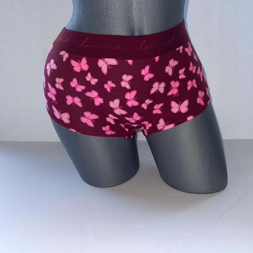 Victoria’s Secret Pink Boyshort Shortie Underwear panty. Size large . NWT